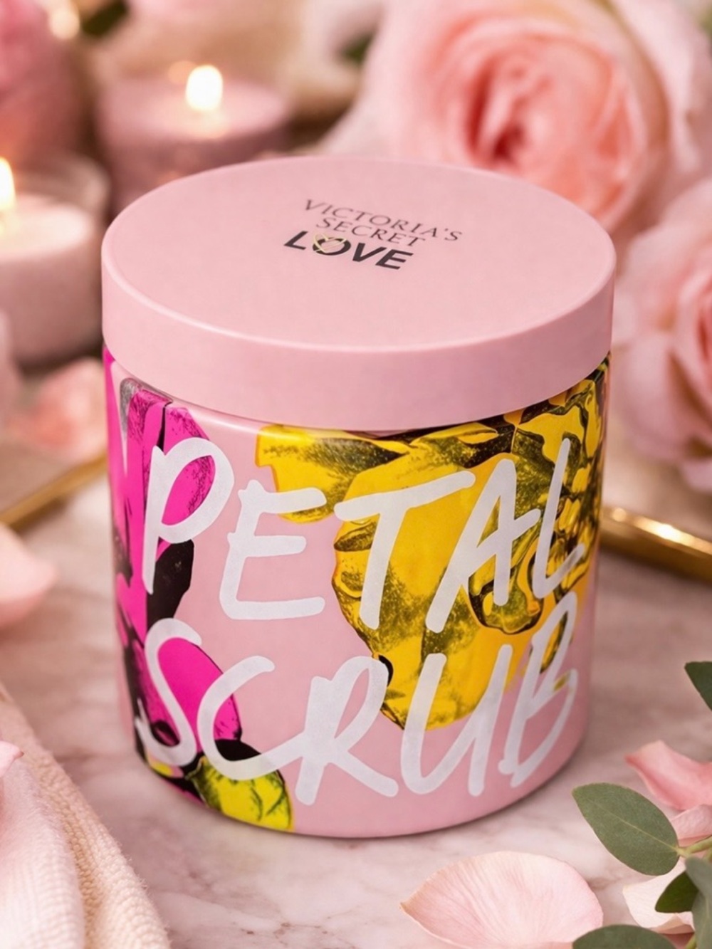 Victoria's Secret 
Love Petal Scrub Smoothing Body Polish